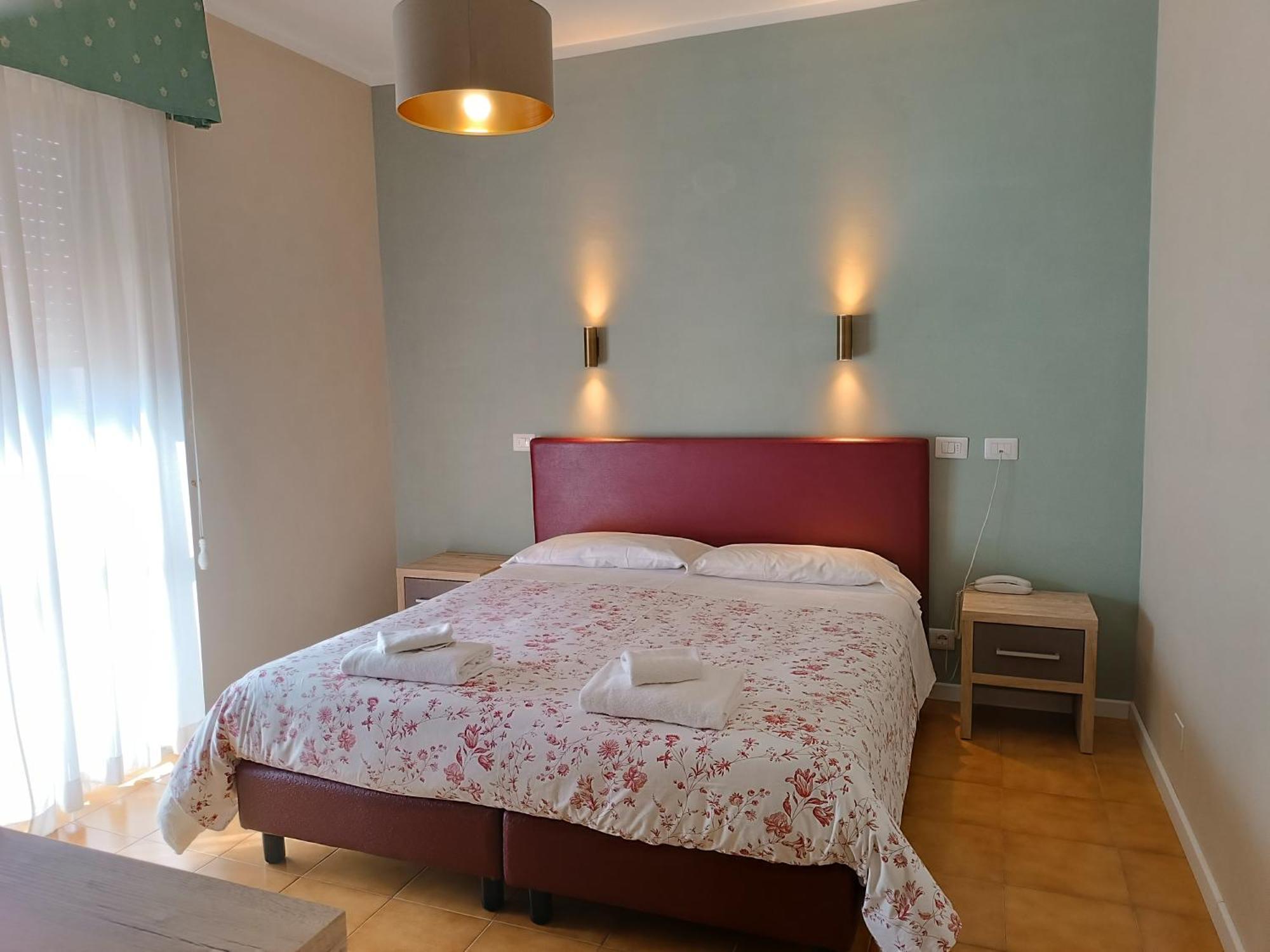 Hotel Il Roscio Attigliano Esterno foto