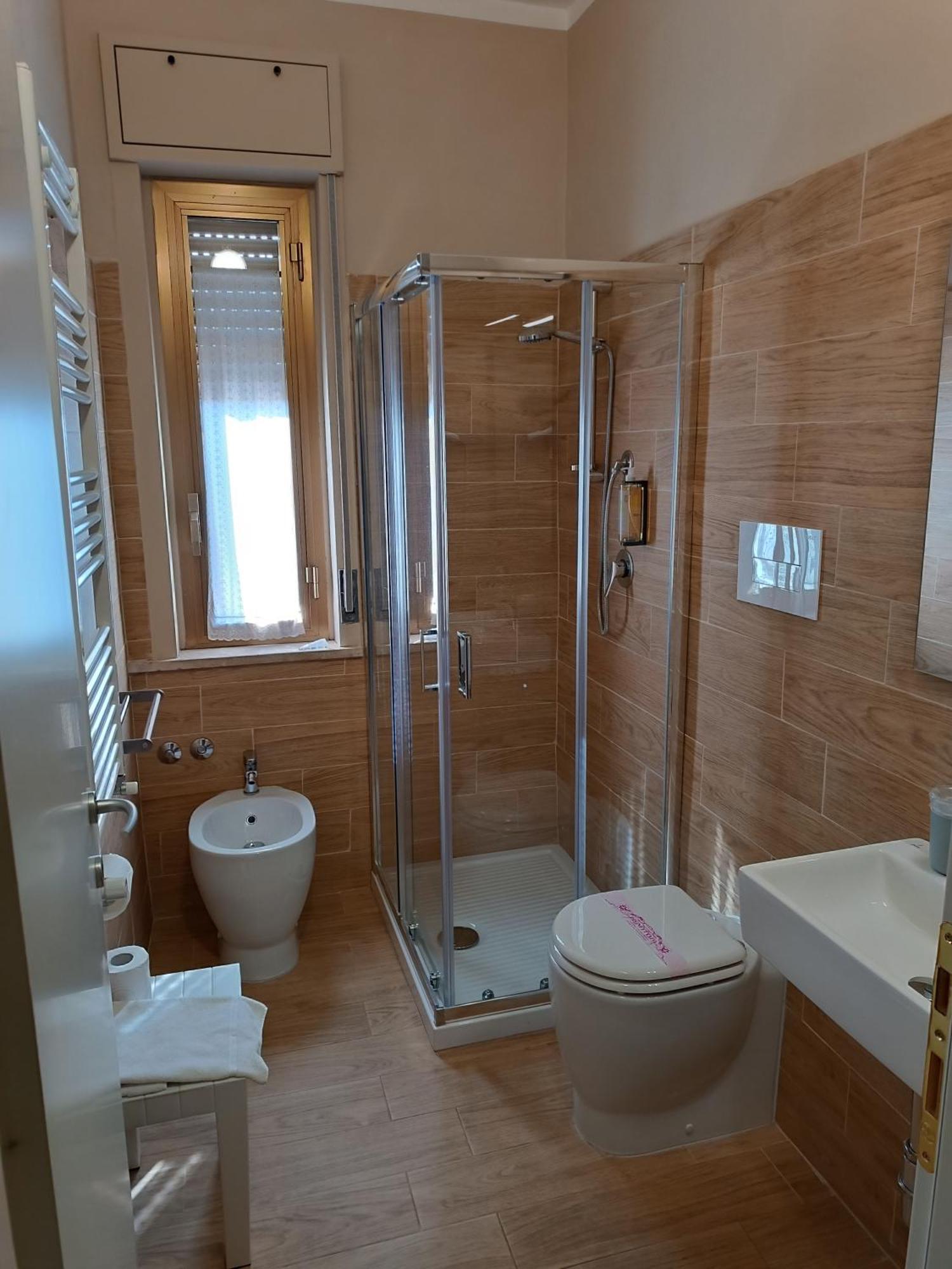 Hotel Il Roscio Attigliano Esterno foto