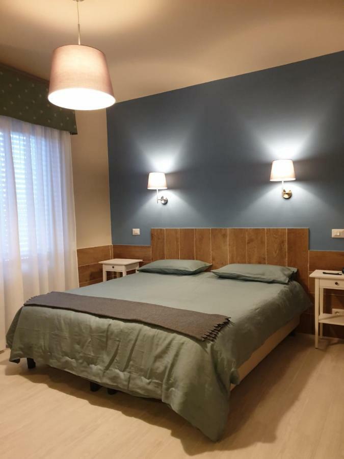 Hotel Il Roscio Attigliano Esterno foto
